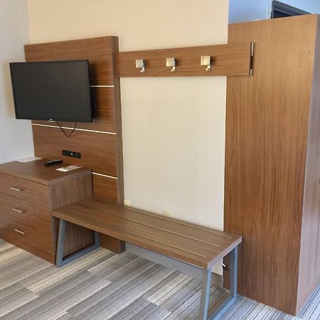 Holiday Inn Express & Suites Houston - Memorial Park Area By Ihg Exteriör bild
