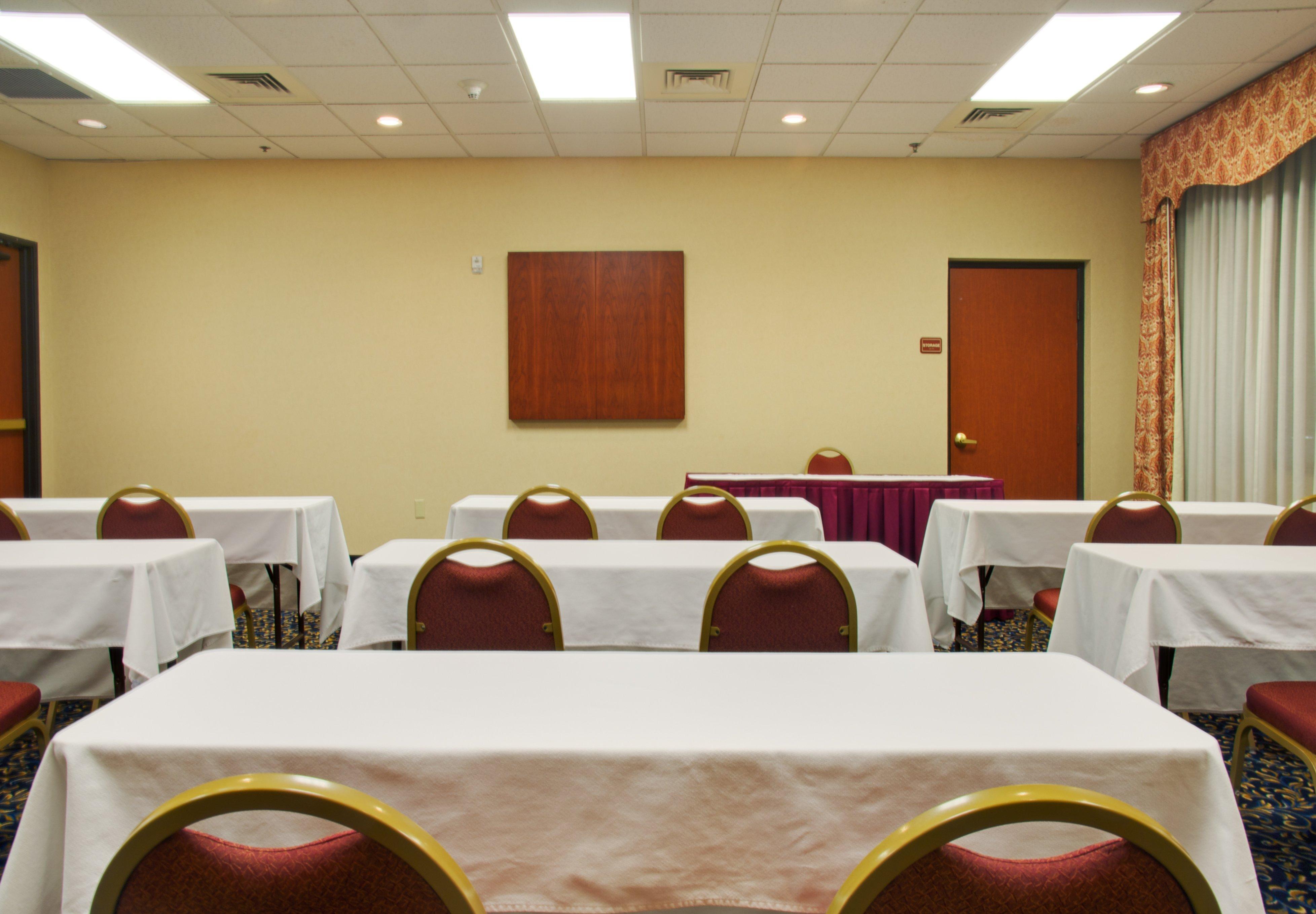 Holiday Inn Express & Suites Houston - Memorial Park Area By Ihg Exteriör bild