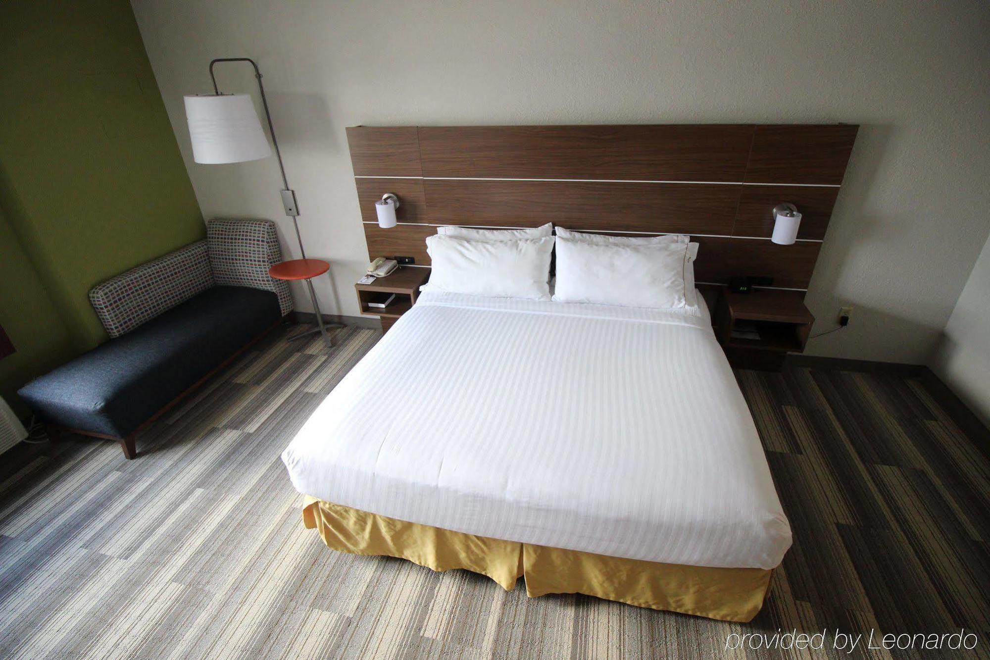 Holiday Inn Express & Suites Houston - Memorial Park Area By Ihg Exteriör bild