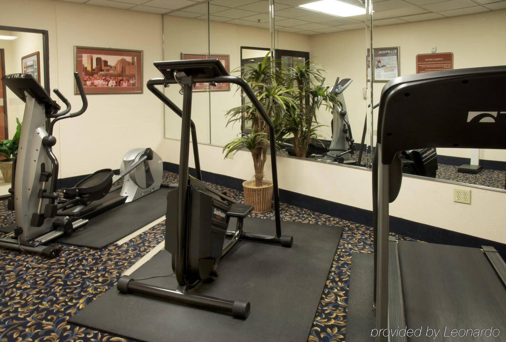 Holiday Inn Express & Suites Houston - Memorial Park Area By Ihg Exteriör bild